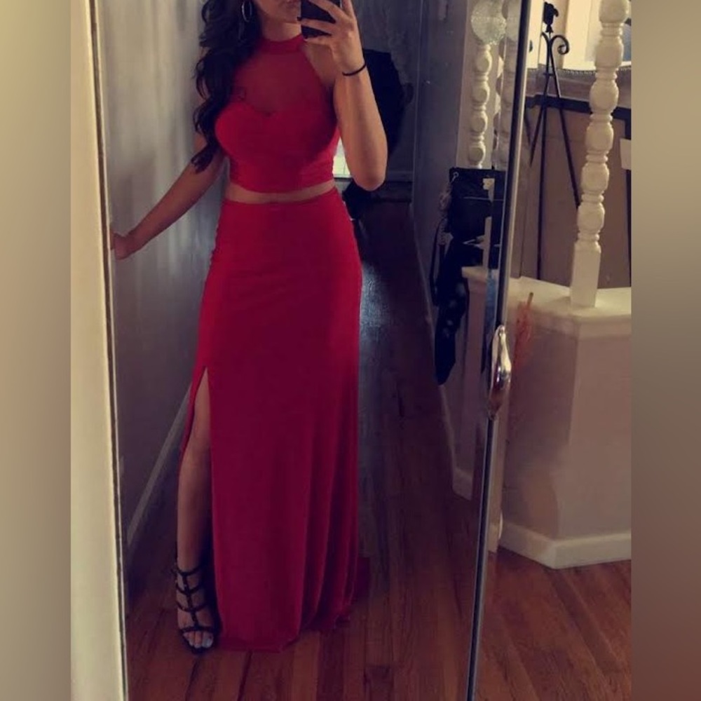 Windsor red two piece dress
